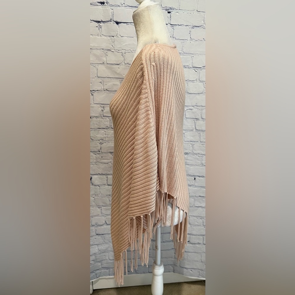 Chico’s Women's SOFT Pink Poncho Fringe Western Boho Sweater One Size - Picture 3 of 6